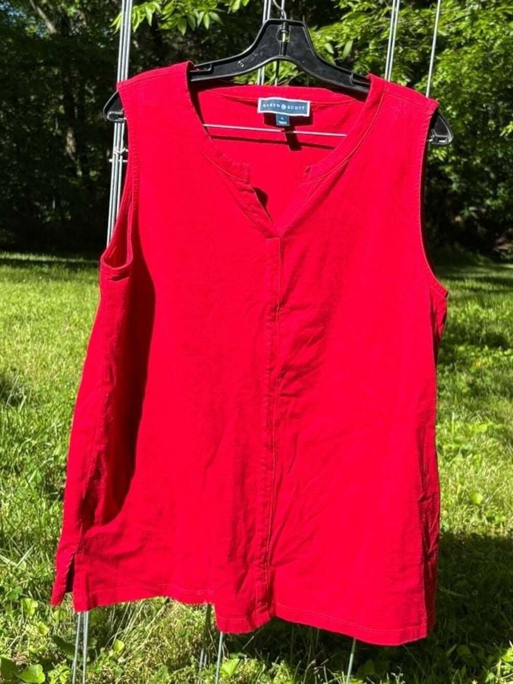 Red Sleeveless V-Neck Tank